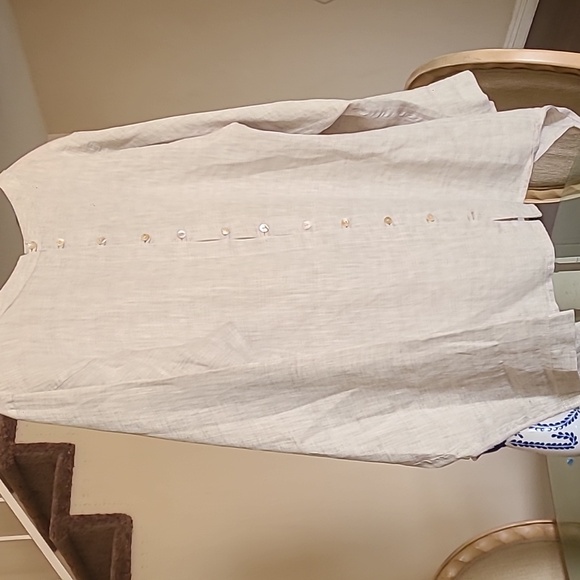 Linen top - Picture 4 of 5